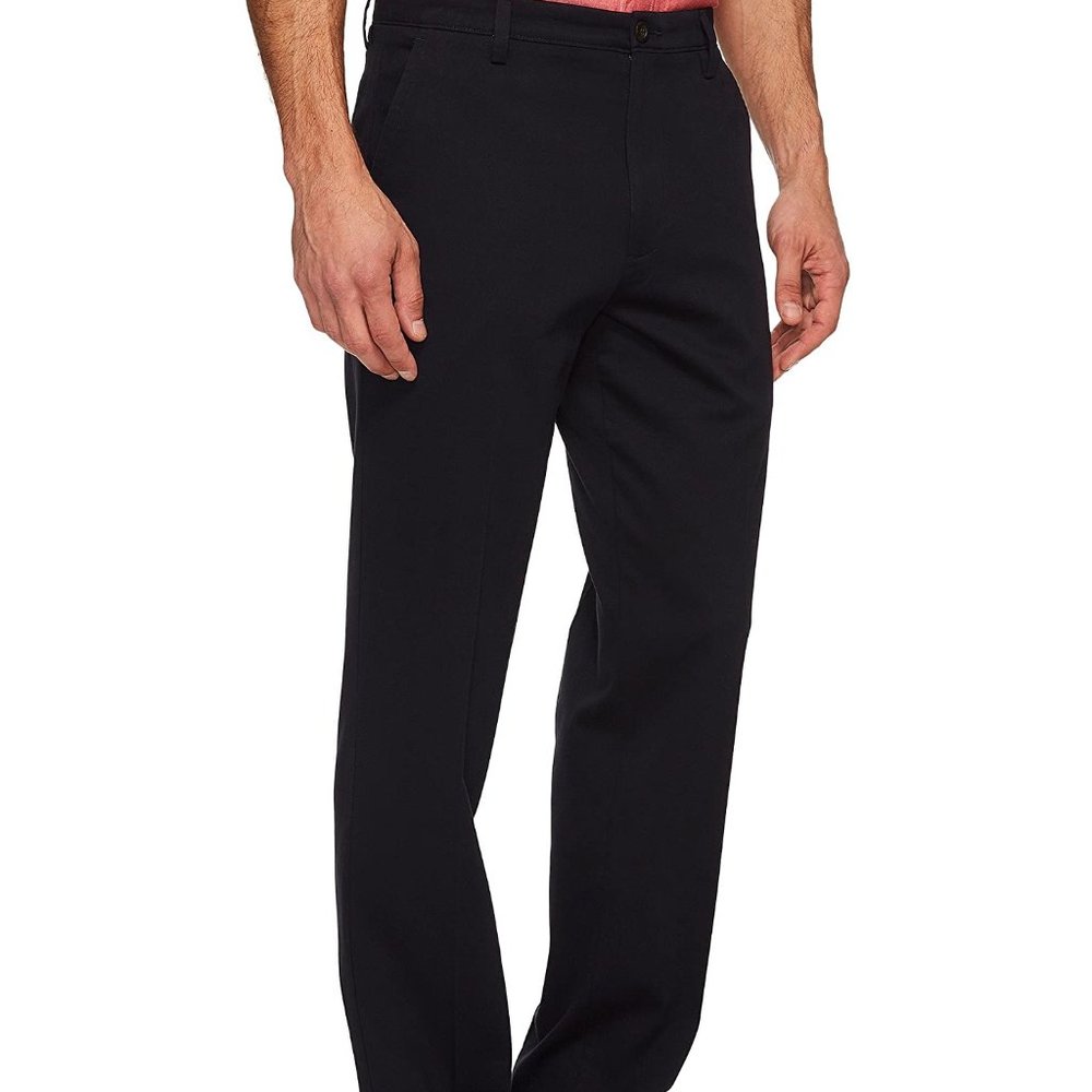 Dockers Men's Classic Fit Comfort Khaki Flat Front Pants,New With Tag